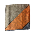 Elegantes Halstuch Labyrinth-Muster – Orange & Beige